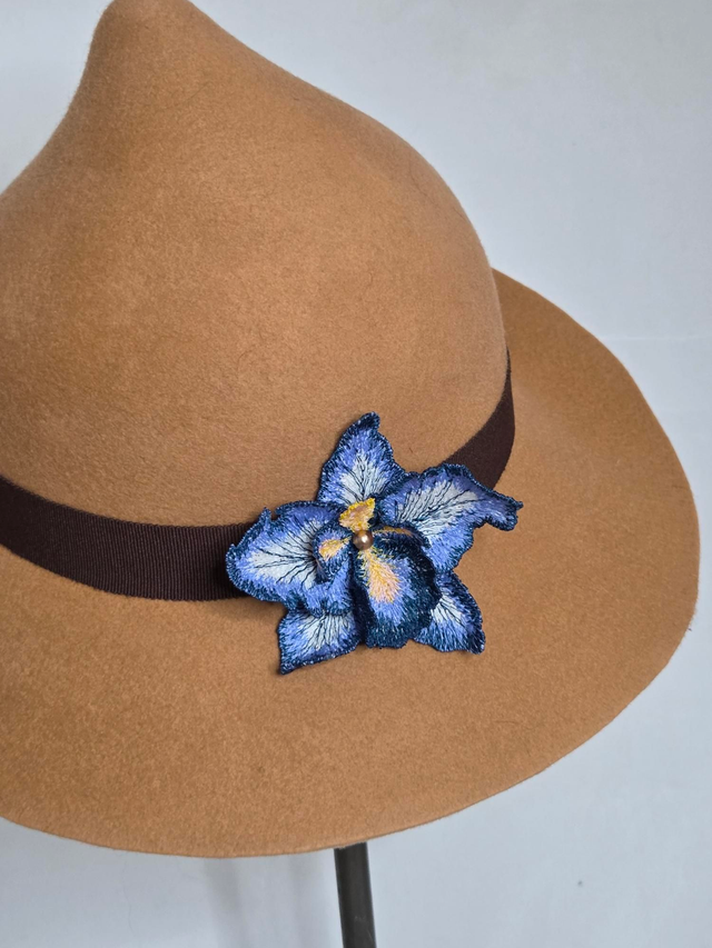 Chapeau Flower en feutre brun