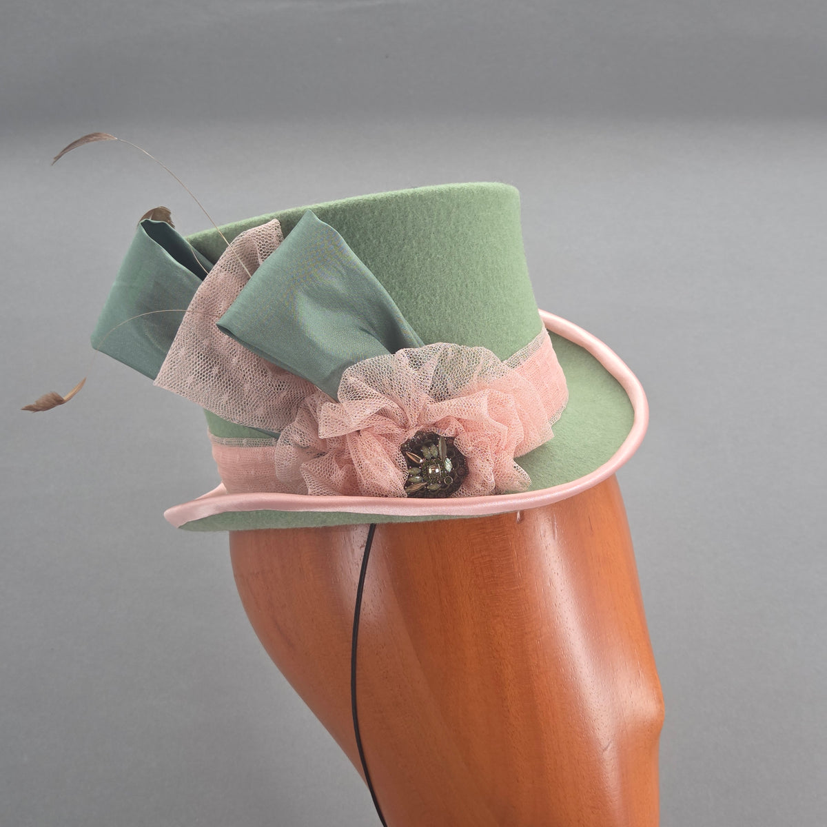 Midi Haut-de-forme incliné - pastels