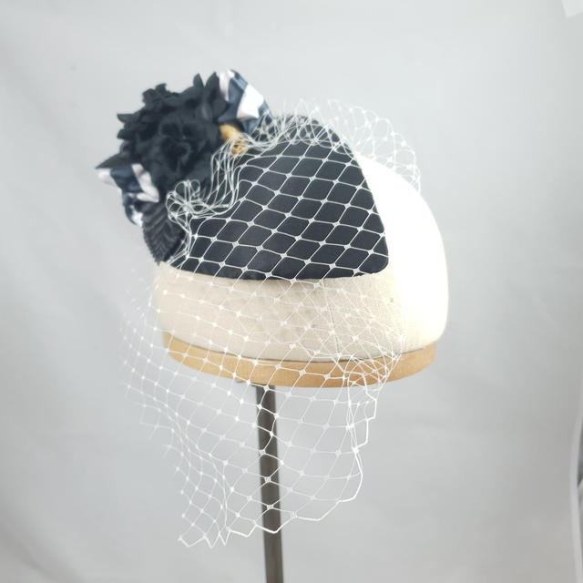 Fascinator goutte – Clair-obscur