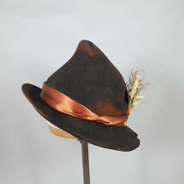 Chapeau Flower en feutre de laine noir