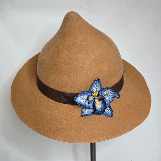 Chapeau Flower en feutre brun