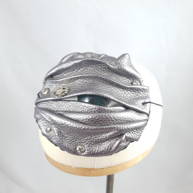 Fascinator rond – Œil monstrueux