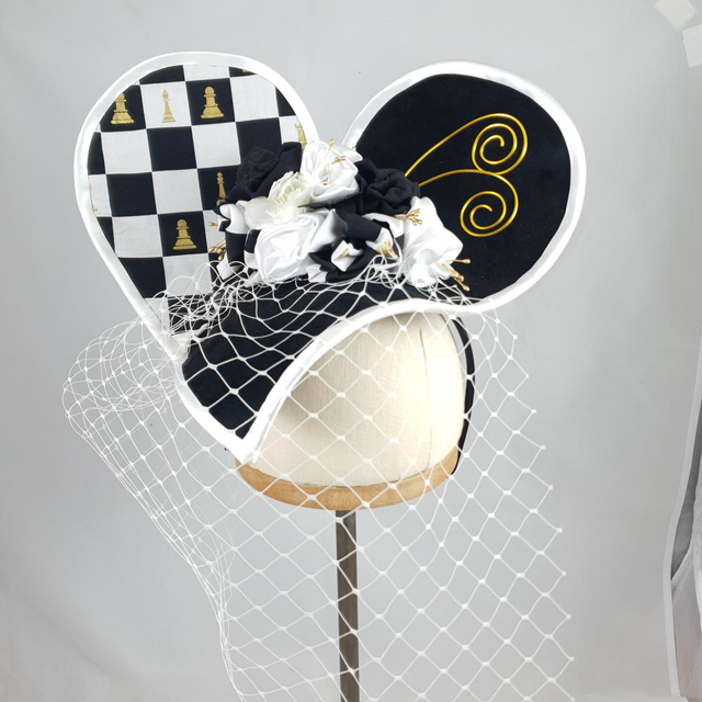 Coiffe cœur noire et blanche