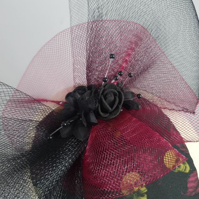 Fascinator goutte – Élégance macabre