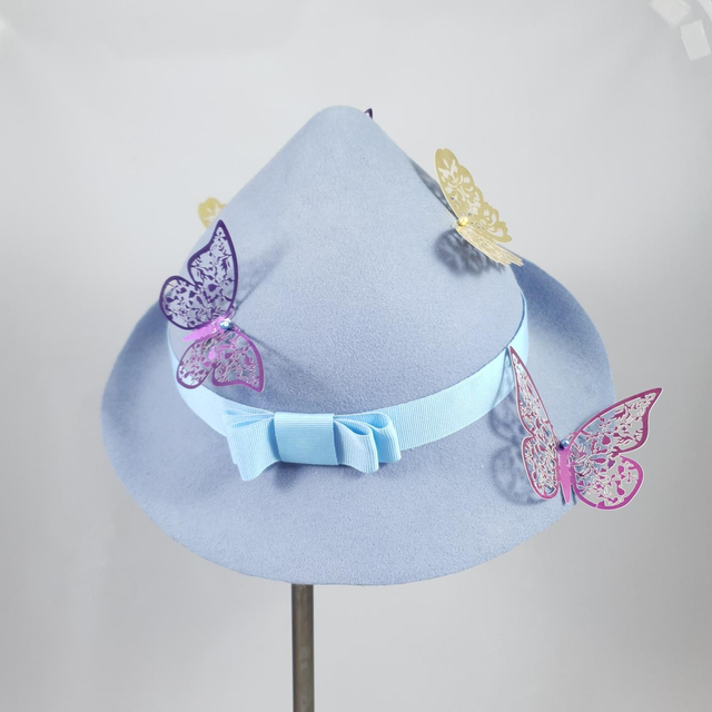 Chapeau Flower en feutre bleu ciel