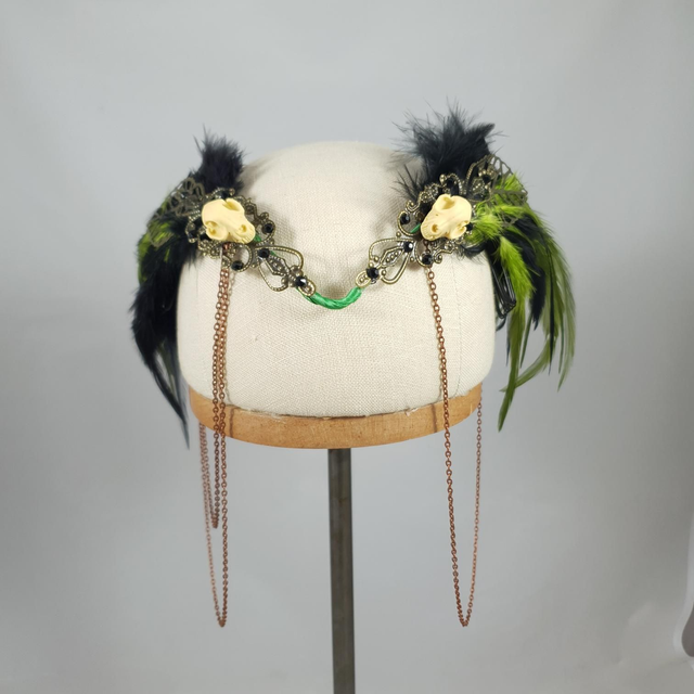 Circlet ornemental à plumes