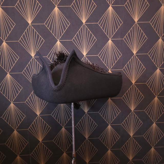 Le Kraken en feutre noir