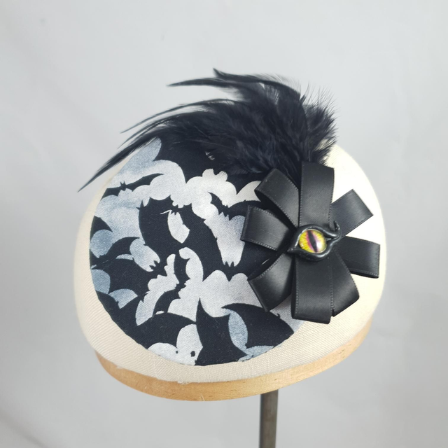 Fascinator rond – Regard nocturne