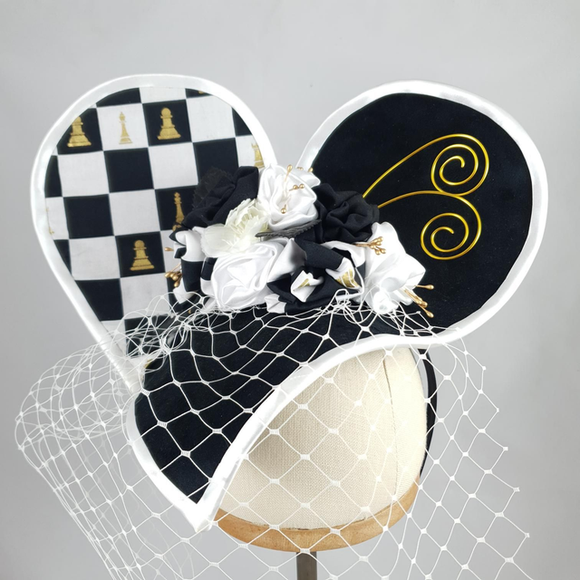 Coiffe cœur noire et blanche