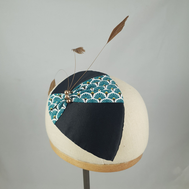 Fascinator goutte – Paon graphique